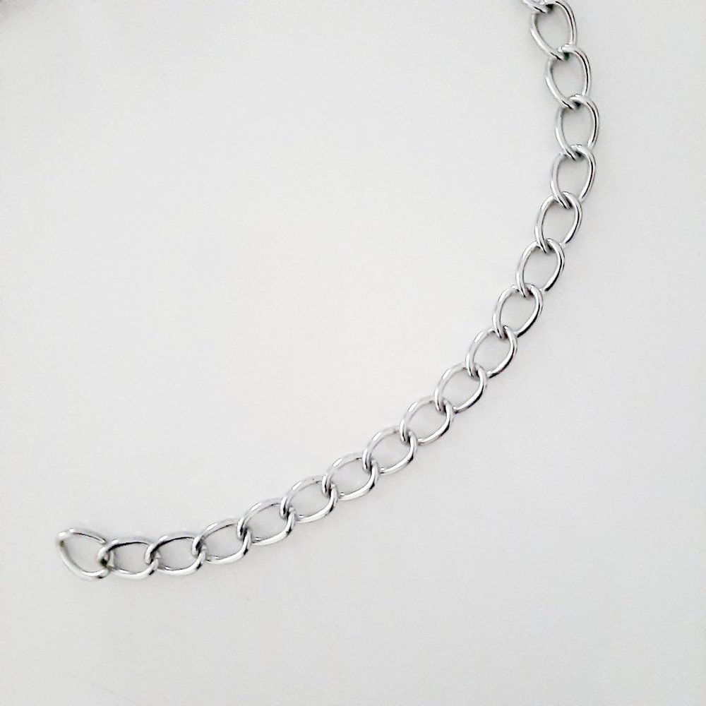 BRAND NEW Style & Co Chain Belt, Black/Red/Ivory Loops, Small/Medium (S/M) - Picture 3 of 3